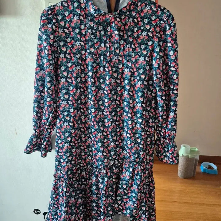 [BUNJANG] Benetton Floral Print Dress / 베네통 꽃무늬 원피스(거의 새상품)