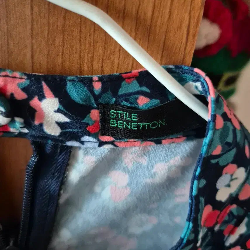 [BUNJANG] Benetton Floral Print Dress / 베네통 꽃무늬 원피스(거의 새상품)