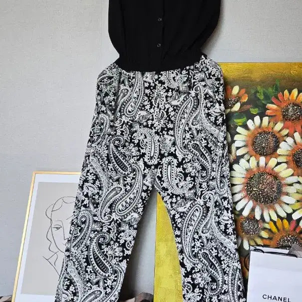 [BUNJANG] Black Paisley Jumpsuit - Free Size / 블랙 민소매 점프수트 페이즐리 패턴 팬츠free