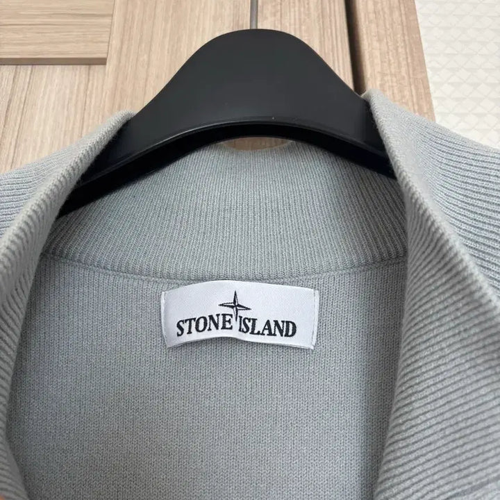[BUNJANG] Stone Island Knit Zip-Up Cardigan (L) / [L/A급] 스톤아일랜드 니트 집업 가디건 L사이즈