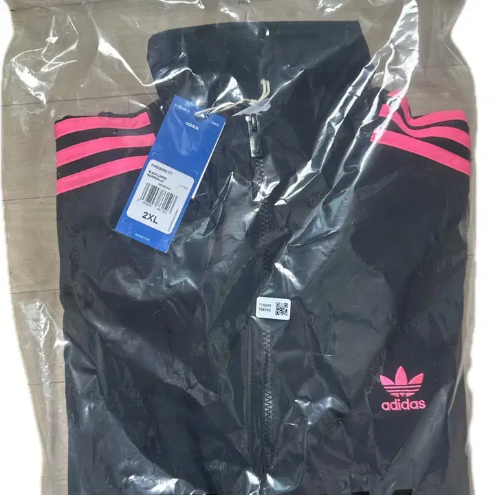 [BUNJANG] Adidas Woven Firebird Track Top Black Lucid Pink 2XL / 아디다스 우븐 파이어버드 트랙탑 블랙 루시드 핑크 - KR 사이
