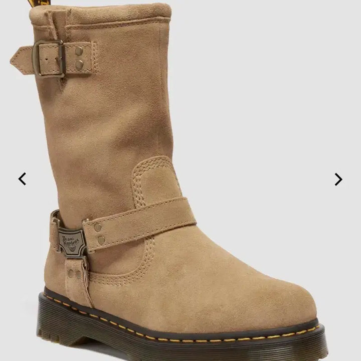 [BUNJANG] Dr. Martens Aniston Hi Boots / 닥터마틴 애니스톤 하이 230