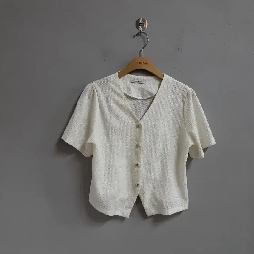 [BUNJANG] Ninesix New York White Short Sleeve Cardigan / 나인식스 뉴욕 화이트 반팔 가디건(택제거 새상품) 66