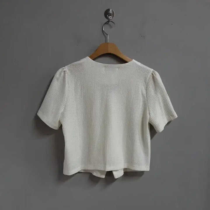 [BUNJANG] Ninesix New York White Short Sleeve Cardigan / 나인식스 뉴욕 화이트 반팔 가디건(택제거 새상품) 66