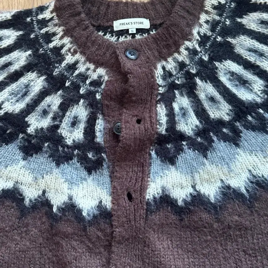 [BUNJANG] Freaks Store Nordic Cardigan (S) / 프릭스스토어 노르딕 가디건 s (100~105)