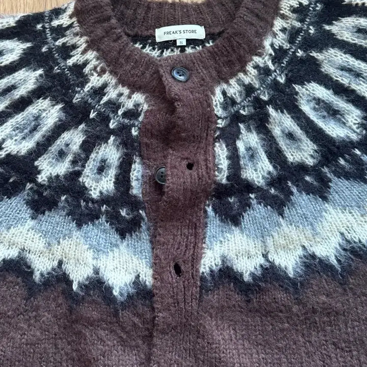 [BUNJANG] Freaks Store Nordic Cardigan (S) / 프릭스스토어 노르딕 가디건 s (100~105)
