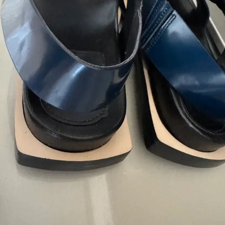 [BUNJANG] Designer Brand Leather Sandals 235 / 디자이너브랜드 소가죽 샌들 235