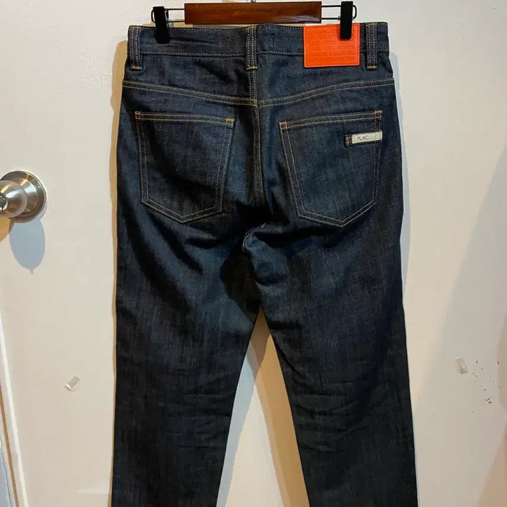 [BUNJANG] PLAC Straight Raw Denim Jeans (30) / PLAC 플랙진 남성 스트레이트 생지 데님 팬츠(30)