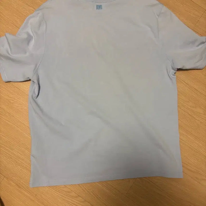 [BUNJANG] AMI Tone-on-Tone Big Logo T-Shirt Sky Blue / 아미 톤온톤 빅로고 티셔츠 스카이블루