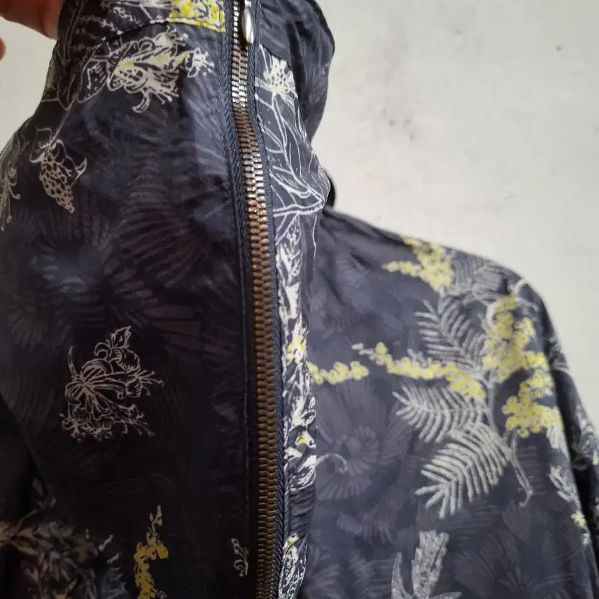 [SOLD OUT] g studio 여성 바람막이 66