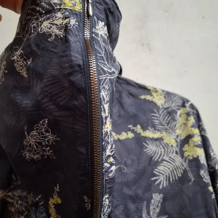 [SOLD OUT] g studio 여성 바람막이 66