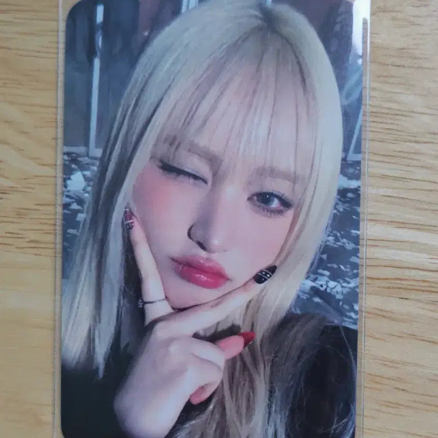 [BUNJANG] IVE Liz Empathy Soundwave Lucky Draw Photocard / 아이브 리즈 엠파시 사운드웨이브 사웨 특전 포카
