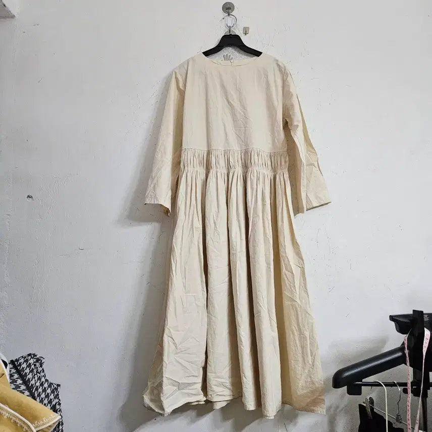 [BUNJANG] Ivory Long Pleated 7-Part Dress / 아이보리 롱 원피스 주름 7부