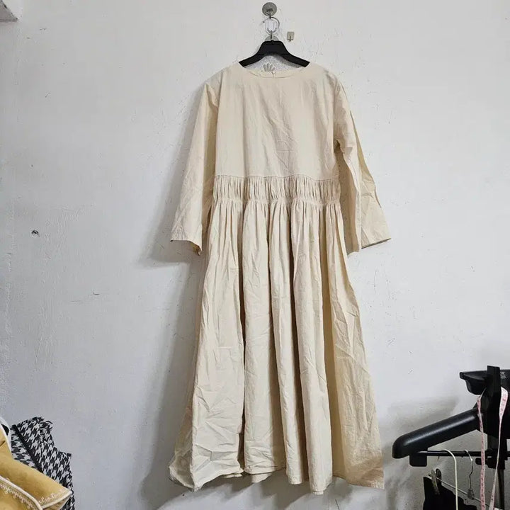 [BUNJANG] Ivory Long Pleated 7-Part Dress / 아이보리 롱 원피스 주름 7부