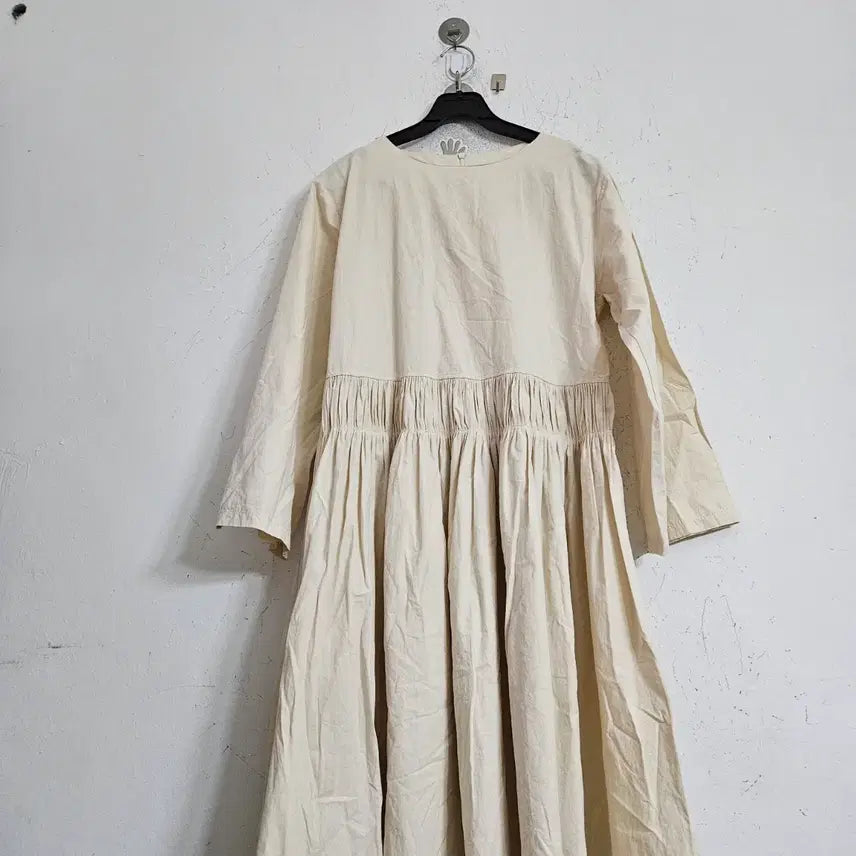 [BUNJANG] Ivory Long Pleated 7-Part Dress / 아이보리 롱 원피스 주름 7부