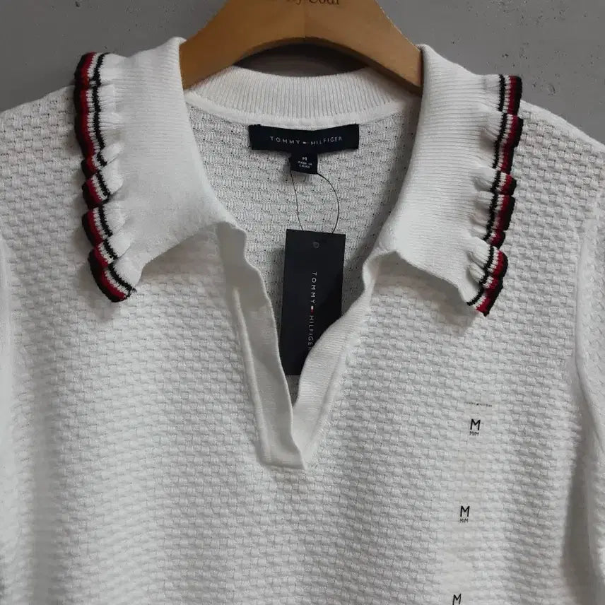 [SOLD OUT] 택새상품) 타미힐피거 화이트 카라 반팔 니트 M