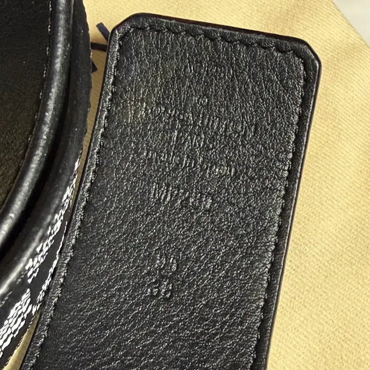 [SOLD OUT] [38/95사이즈]루이비통 다미에 LV 디스토티드 리버서블 남성 벨트