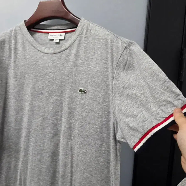 [SOLD OUT] 라코스테 테이핑 코튼티  105