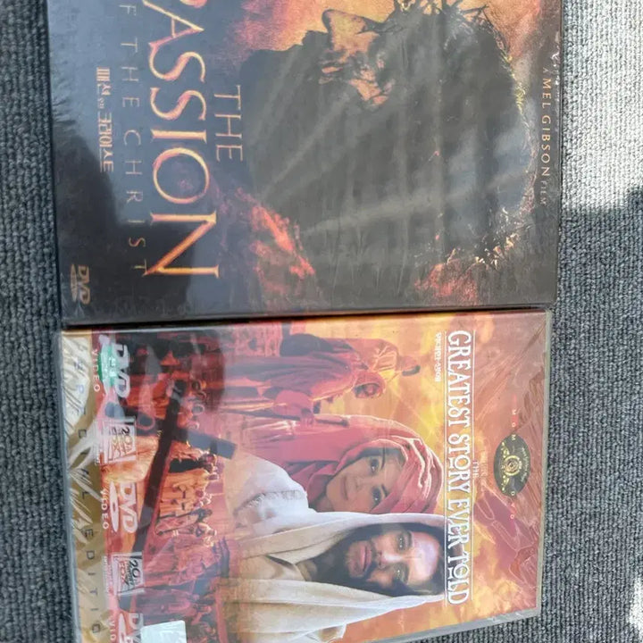 [BUNJANG] Mel Gibson &amp; George Stevens DVD Bundle Set / [미개봉] 패션 오브 크라이스트 &amp; 위대한 생애 DVD 세트 판매합니다