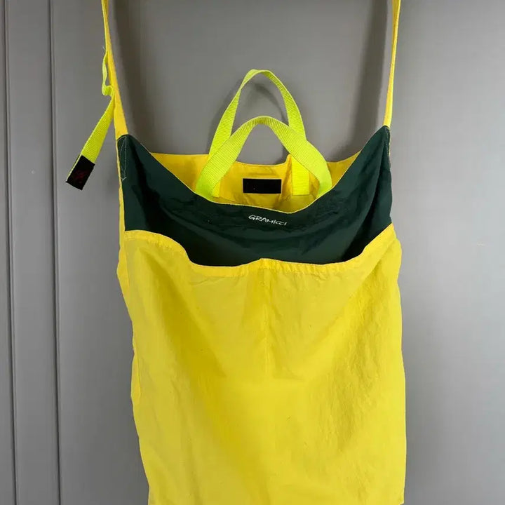 [BUNJANG] Gramicci Two-Pocket Helmet Nylon Cross Bag / 그라미치 투포켓 헬멧 나일론 크로스 (거의새것!)