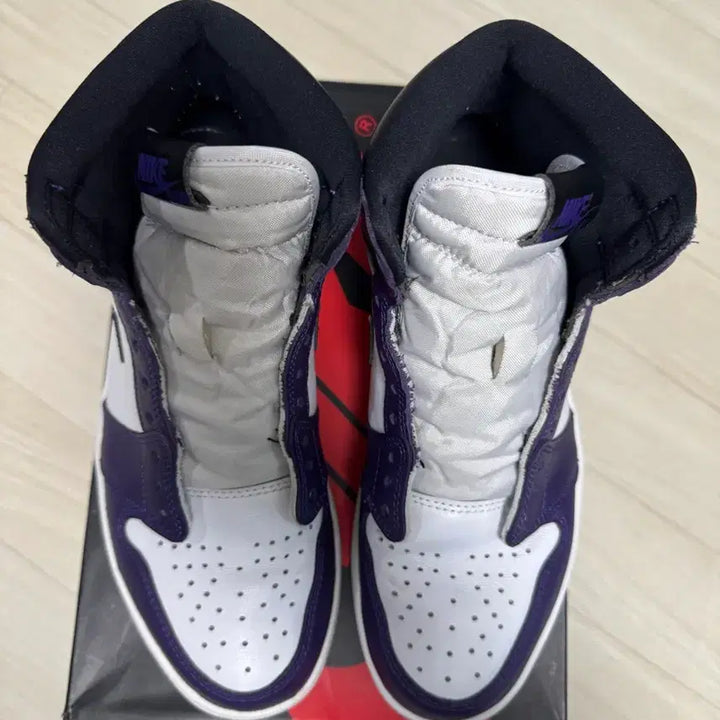 [BUNJANG] Nike Air Jordan 1 Retro High OG Court Purple (2020) - Size 255 / 나이키 조던1 레트로 하이 OG 코트 퍼플 2020 255