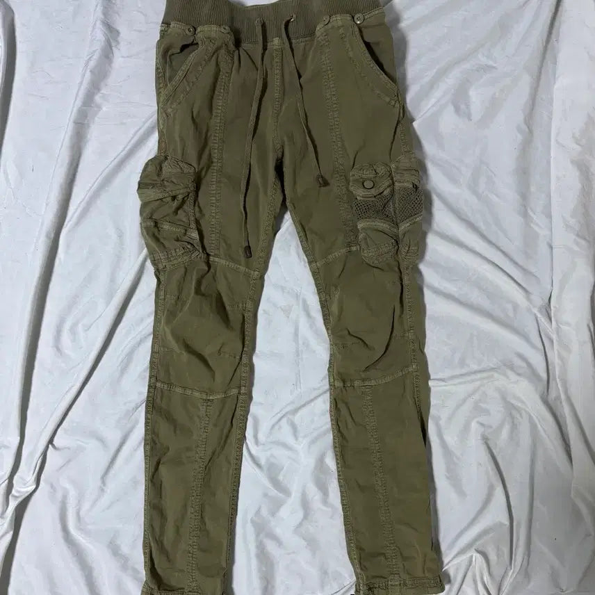 [BUNJANG] GOA Suspender Button Banding Cargo Pants / Goa 서스펜더 버튼 밴딩 카고 팬츠