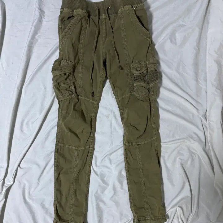 [BUNJANG] GOA Suspender Button Banding Cargo Pants / Goa 서스펜더 버튼 밴딩 카고 팬츠