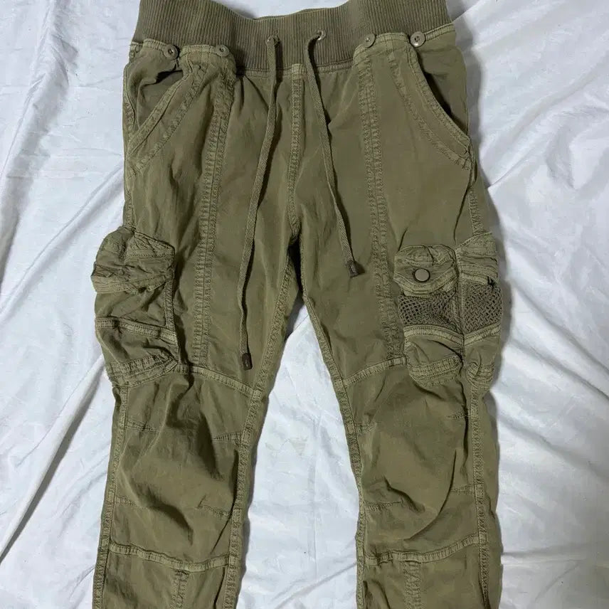 [BUNJANG] GOA Suspender Button Banding Cargo Pants / Goa 서스펜더 버튼 밴딩 카고 팬츠