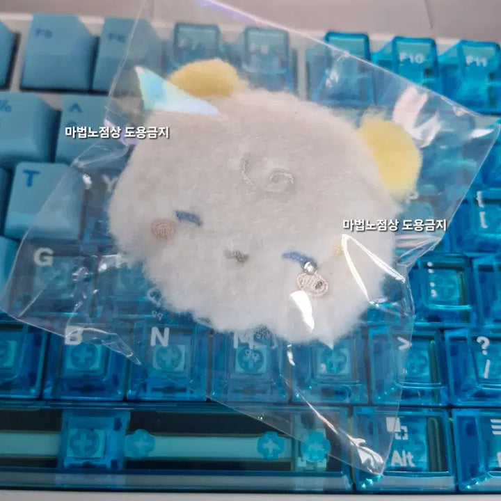 [BUNJANG] PLAVE MME Baby Badge / 플레이브 라인스퀘어 프렌즈 므메미무 뱃지 베이비 뫄