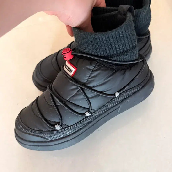 [BUNJANG] Hunter In &amp; Out Puffer Lace-Up Boots Black 230 / 헌터 인앤아웃 푸퍼 레이스업 부츠 블랙 230