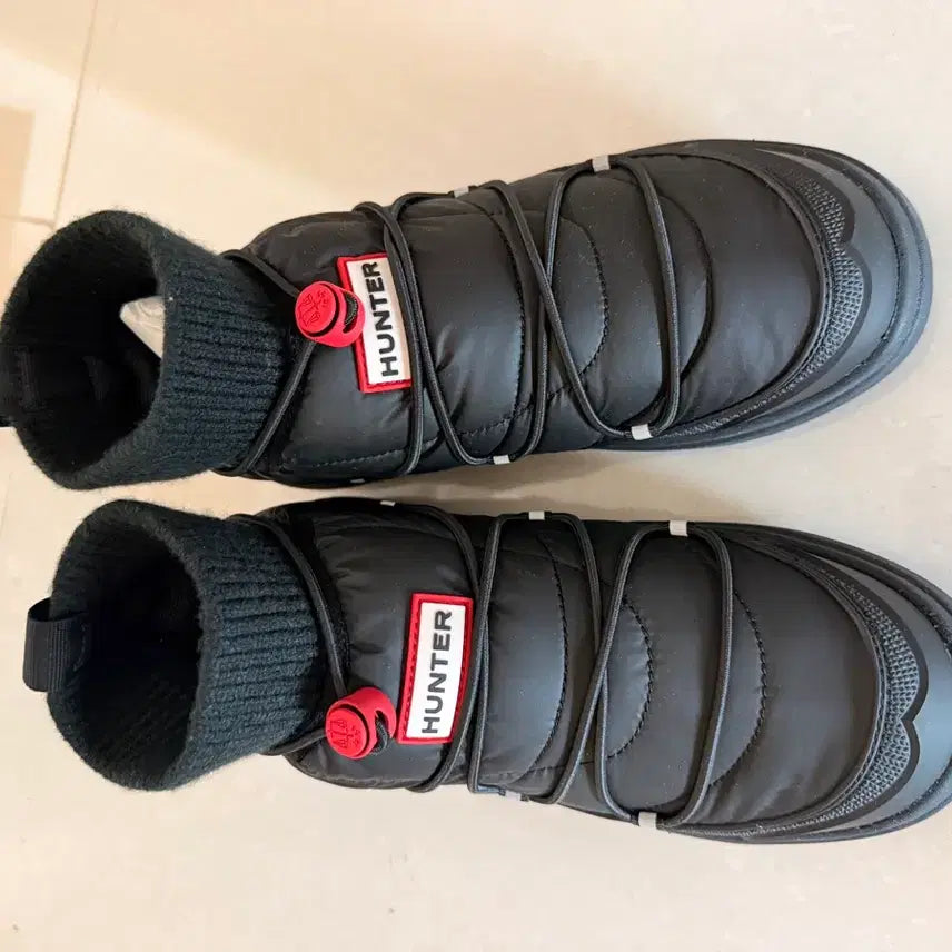 [BUNJANG] Hunter In &amp; Out Puffer Lace-Up Boots Black 230 / 헌터 인앤아웃 푸퍼 레이스업 부츠 블랙 230