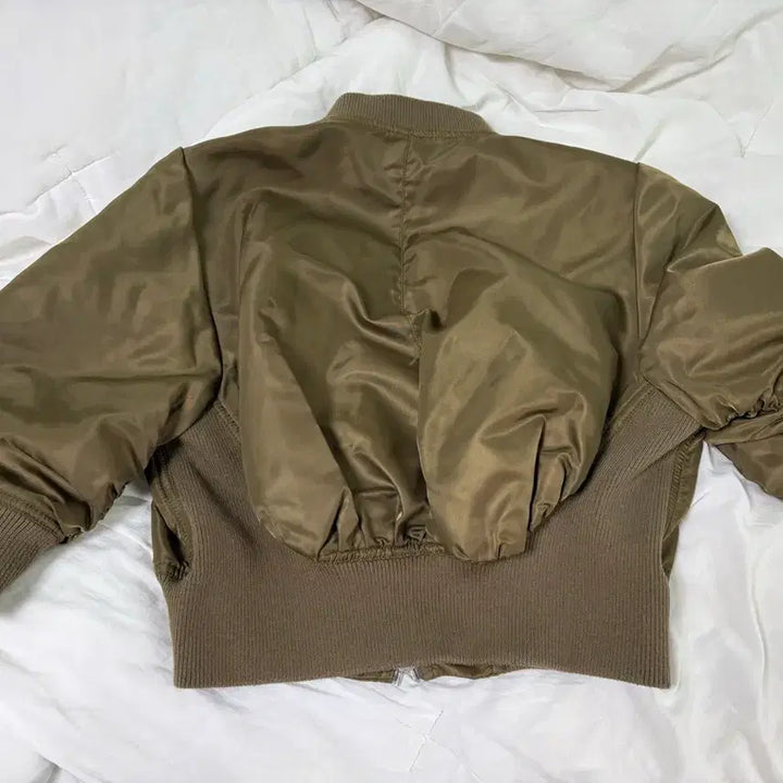 [BUNJANG] Low Classic Khaki Bomber Jacket / 로우클래식 카키 봄버자켓