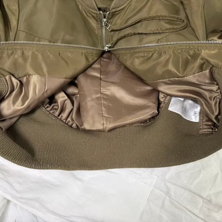 [BUNJANG] Low Classic Khaki Bomber Jacket / 로우클래식 카키 봄버자켓