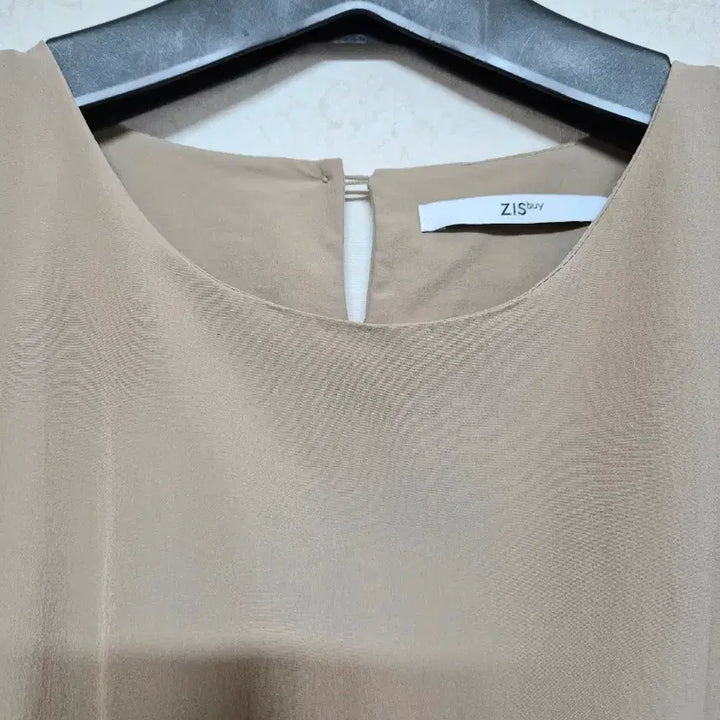 [SOLD OUT] zisbuy 바스락 롱 원피스