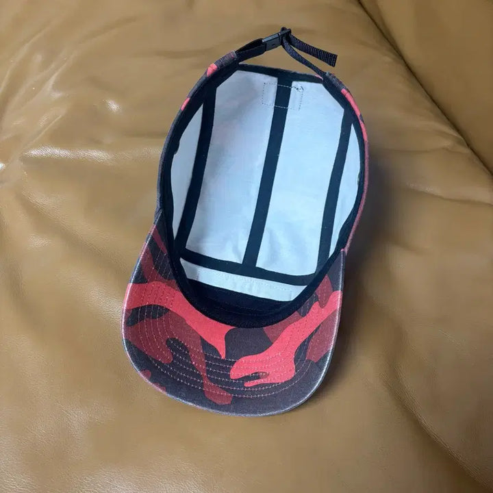 [SOLD OUT] 슈프림 캠프캡 모자 박스로고 23ss 밀리터리 카모 레드
