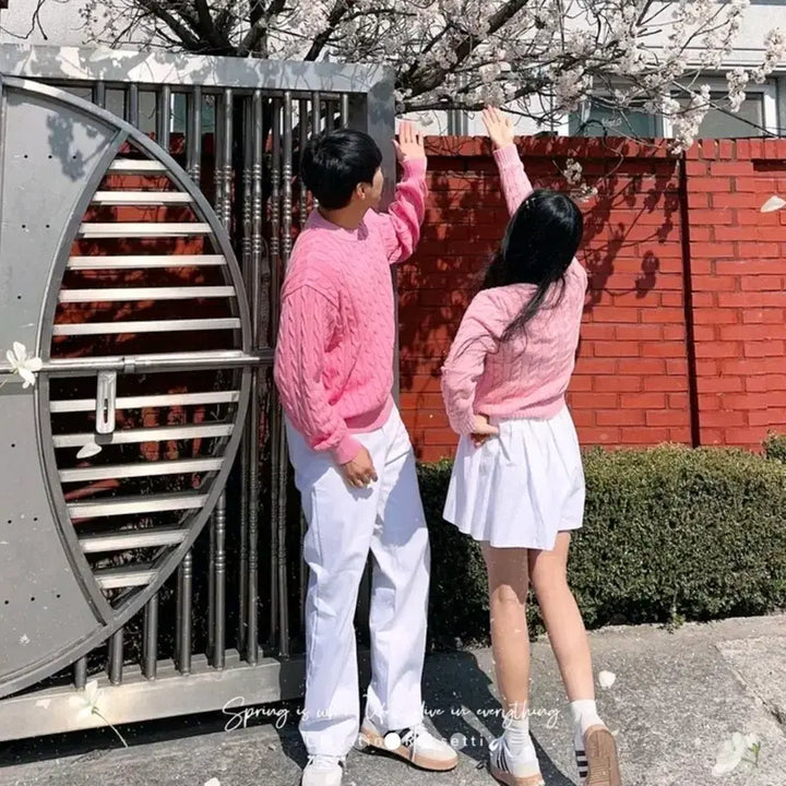 [BUNJANG] Mongshel Couple Semi-Crop Cable Knit Top / 봄 커플 시밀러룩 몽쉘커플 세미크롭 케이블 니트 피크먼트 오버핏  벚꽃