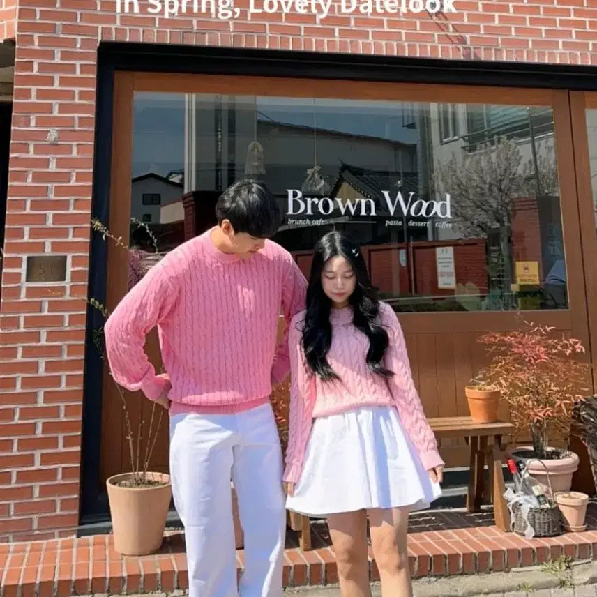 [BUNJANG] Mongshel Couple Semi-Crop Cable Knit Top / 봄 커플 시밀러룩 몽쉘커플 세미크롭 케이블 니트 피크먼트 오버핏  벚꽃
