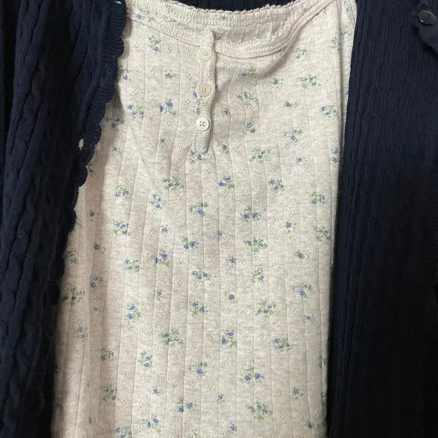[BUNJANG] Who.A.U Cable Knit Cardigan &amp; Tank Top Set - Navy - M Size / 후아유 케이블 가디건 + 나시 / M