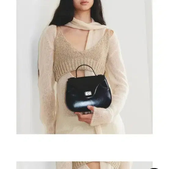 [SOLD OUT] 아포아 블랙 파오백