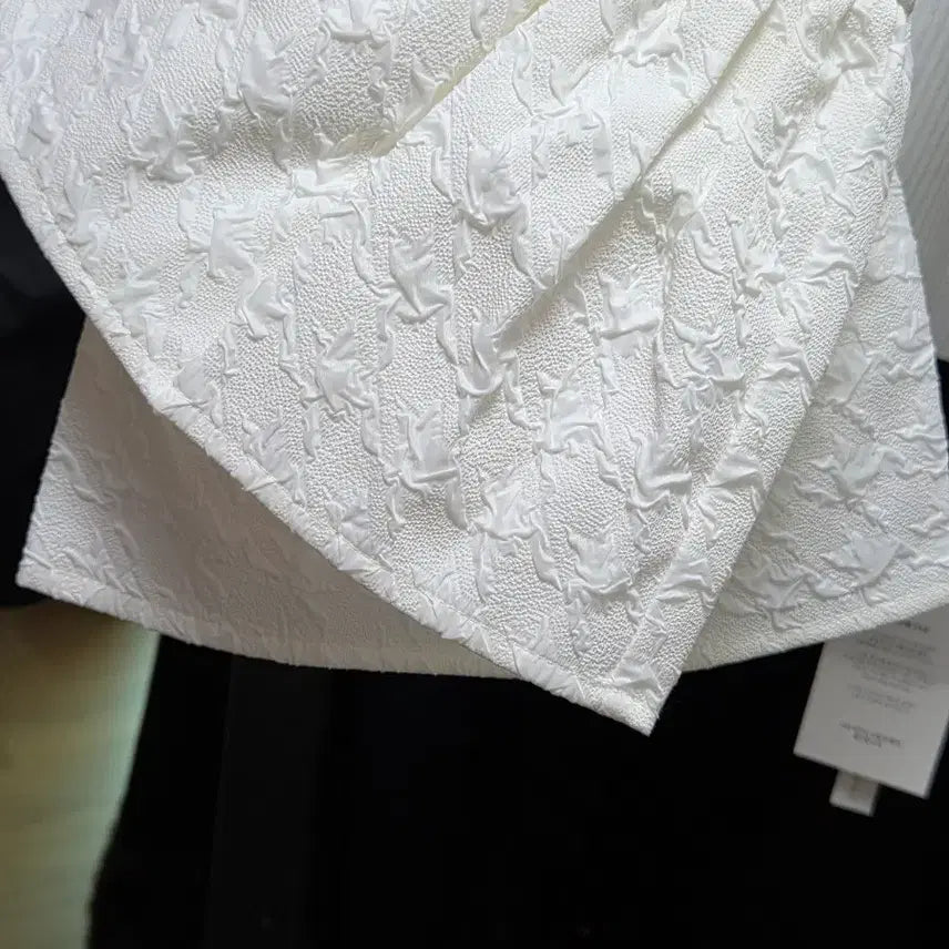 [SOLD OUT] 아상 커프스 니트/시에 오르 유메르 그레이룸 어라운드율 오뮤 한섬