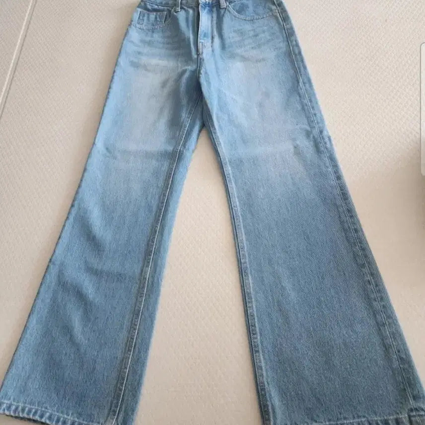 [BUNJANG] Light Wash Denim Wide Pants / 연청 데님 와이드 팬츠
