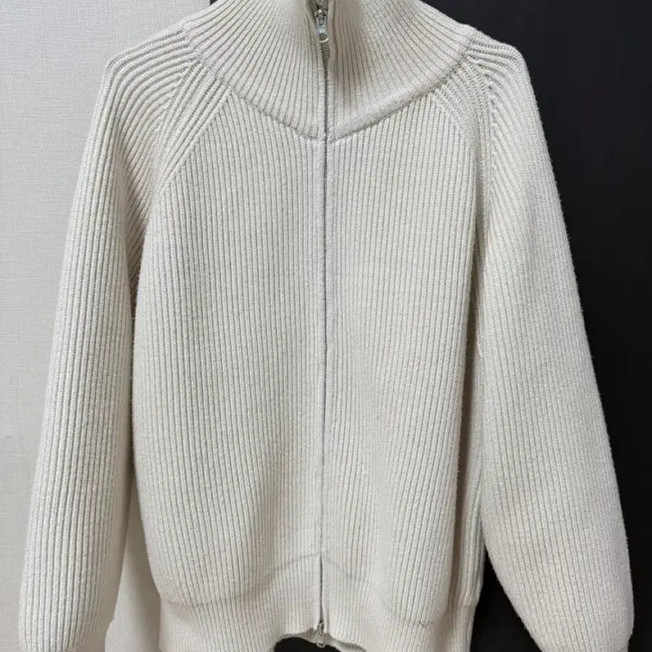 [SOLD OUT] 니틀리 니트집업