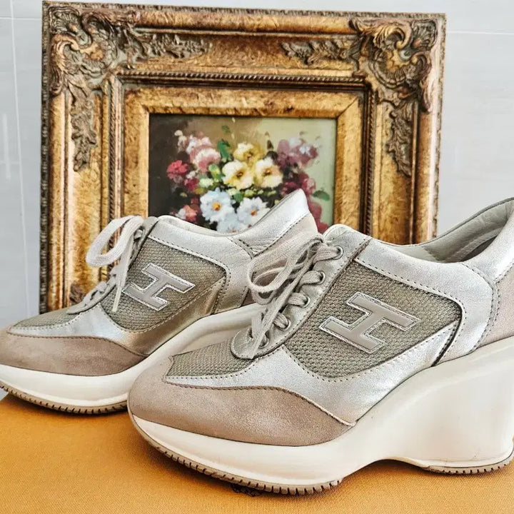 [SOLD OUT] 호간 정품 키높이 9cm 운동화 235