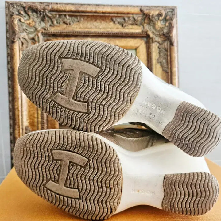 [SOLD OUT] 호간 정품 키높이 9cm 운동화 235