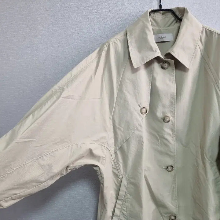 [BUNJANG] The Izzat Oversized Trench Coat / 더아이잗- 오버핏 홑겹 트렌치코트 55~77