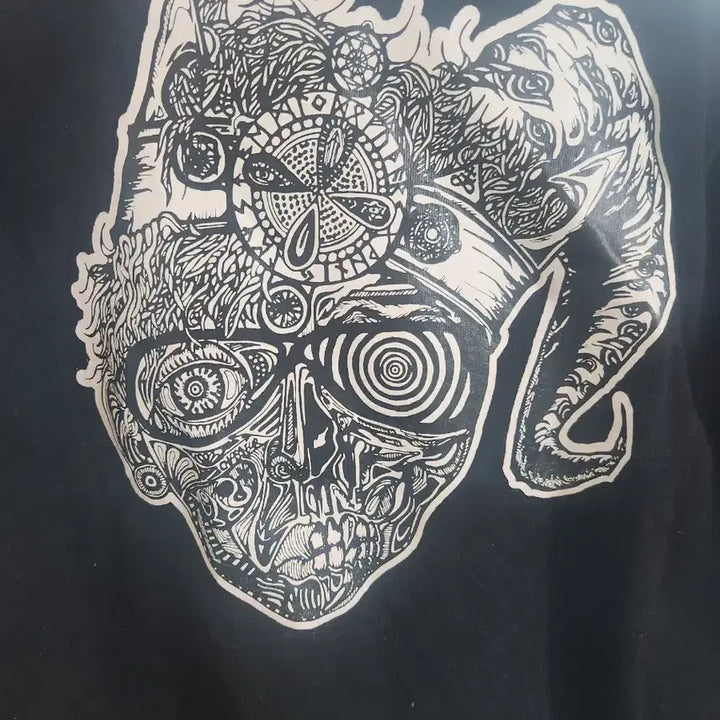 [BUNJANG] Guckkasten Hunt T-shirt / [오늘만 4만원] 국카스텐 헌트 티셔츠