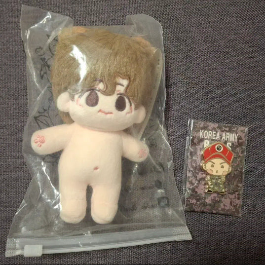 [BUNJANG] BTS J-Hope 10cm Doll + Instructor Badge Bundle Set / 방탄 제이홉 솜인형+조교뺏지