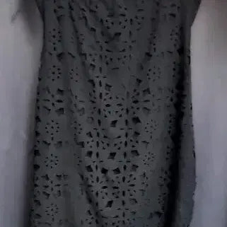 [BUNJANG] Zara Sleeveless Blouse / 자라 민소매 블라우스