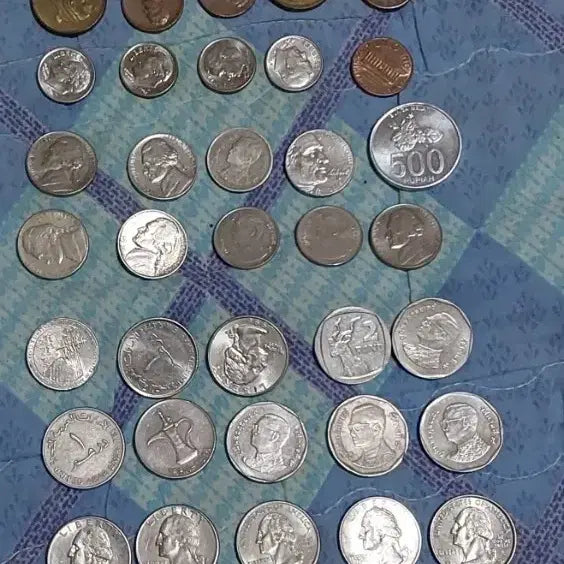 [BUNJANG] Assorted Foreign Coins Collection (53 pcs Bundle) / 외국 동전 모음 총53개 일괄
