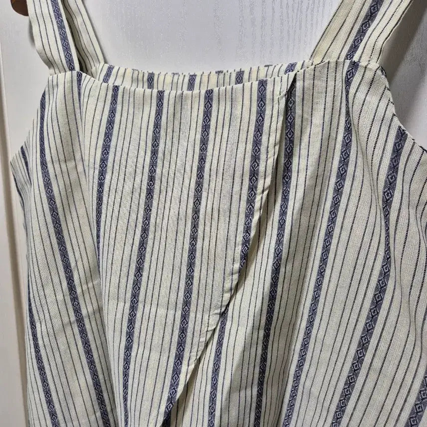 [BUNJANG] Stripe Cami Top and Skirt Two-Piece Set / (세일)(새상품)스트라이프 끈나시 스커트 투피스 세트